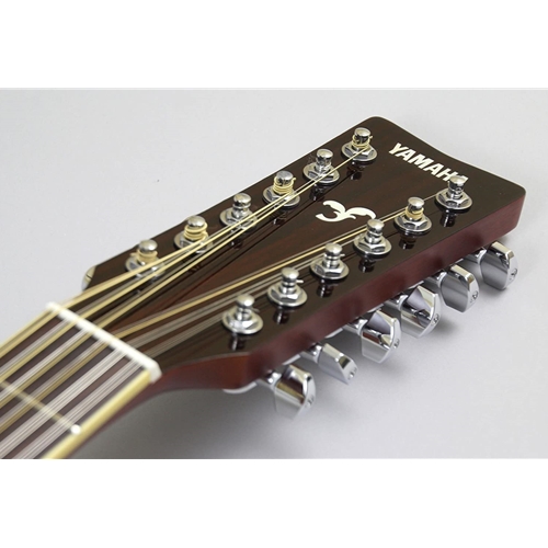 yamaha 12 string acoustic guitar