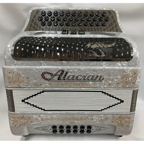 Melhart Music Center Alacran 34 Button 12 Bass 3 Switches Button Accordion Fbe Pearl White Melhart Music Center Alacran 34 Button 12 Bass 3 Switches Button Accordion Fbe Pearl White